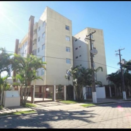 Apartamento Praia Guaratuba Luaran gambar